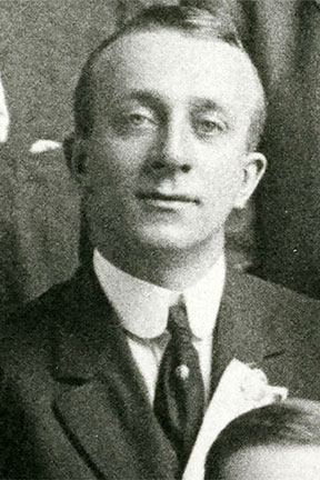 Tom Robertson