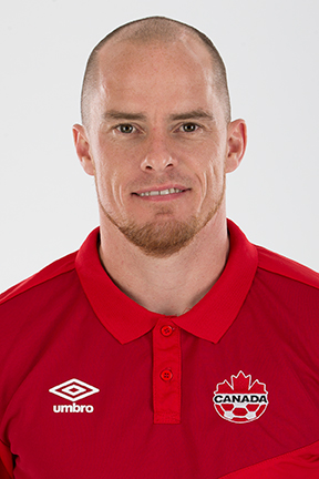 Iain Hume