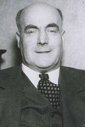 Arthur Arnold